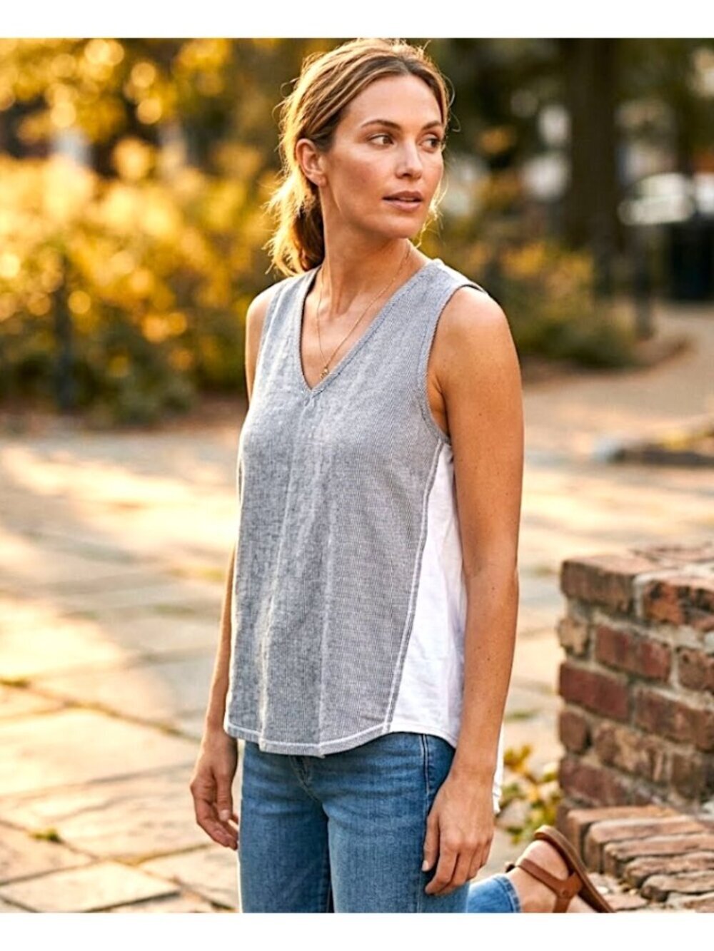 XCVI 100% Linen V Neck Sleeveless Tank Blue White Pinstripe Raw Fringe Small